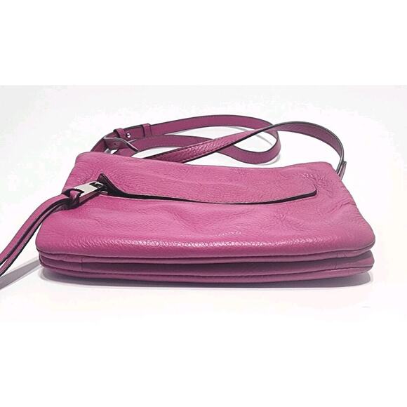 Vince Camuto Soft Pebbled Leather Crossbody Purse Barbie Pink Adjustable Strap - Picture 5 of 9